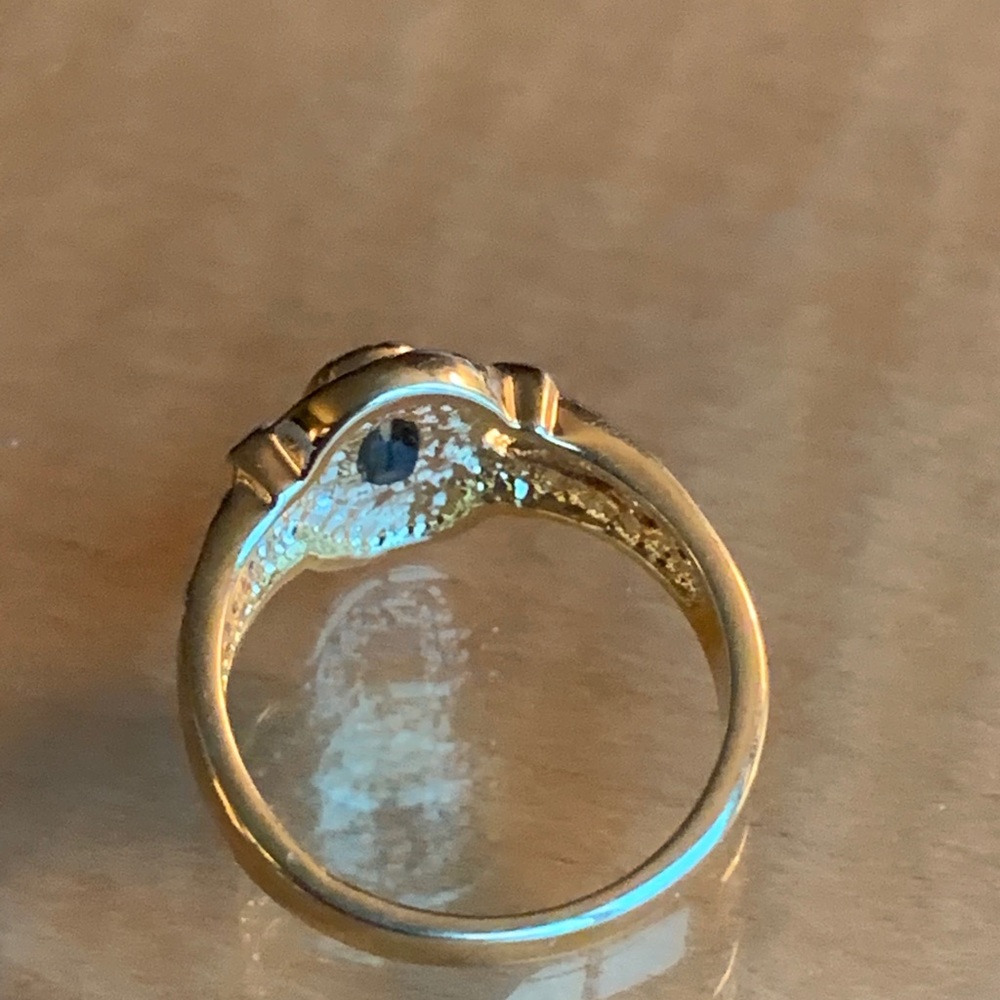 Ring - Picture 5 of 9